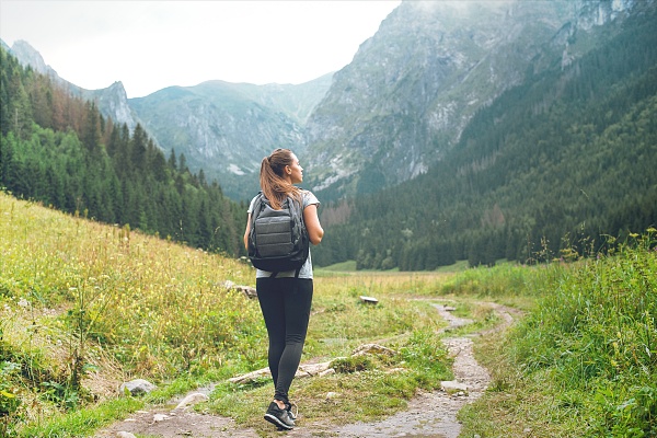 Woman hiking alone. Goddess Artemis Autonomy - Carla Lima Online Course